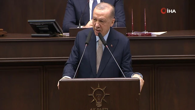 ''İBB'de yamyamlığın kitabı yazıldı''
