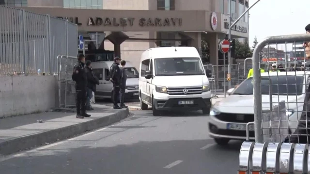 İBB’deki "yolsuzluk" ve "terör" soruşturması: Tutuklanan şüpheliler cezaevine sevk edildi
