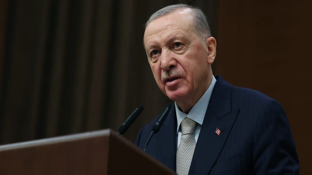 "Üç-beş muhterisin faşizan siyasetine yem etmeyecektir"