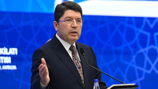 "Yargı kimseden emir ve talimat almaz''