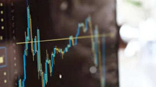Finansal hizmetler güven endeksi Nisan ayında arttı