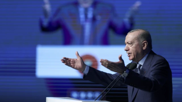 "Nüfusumuzdaki azalış savaştan daha önemli bir tehdit"