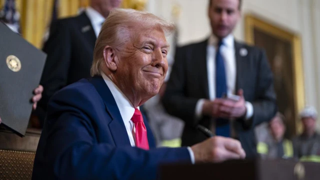 Trump, Çin'e uygulanan gümrük vergisini yüzde 125'e çıkardı