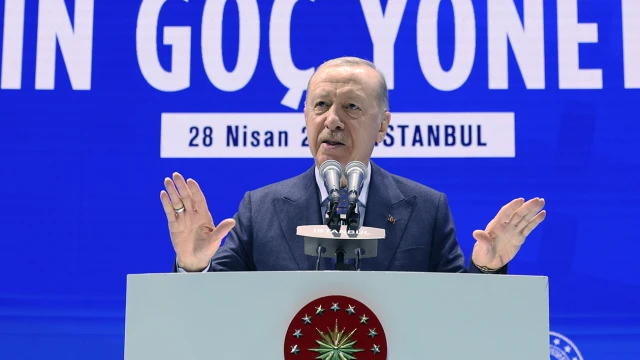 "Türkiye’de toplam 4 milyon 33 bin göçmen var"