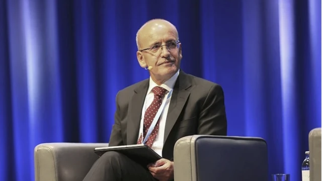 Bakan Şimşek: "2025 yılında da enflasyon düşmeye devam edecek"