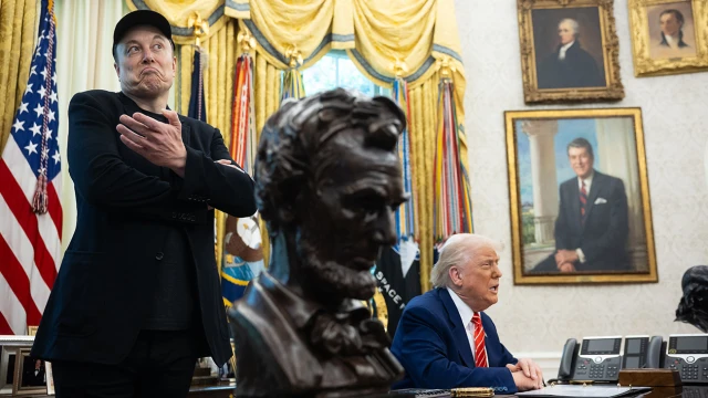 Trump’tan Musk’a: "Üçüncü bir parti kurması saçma"